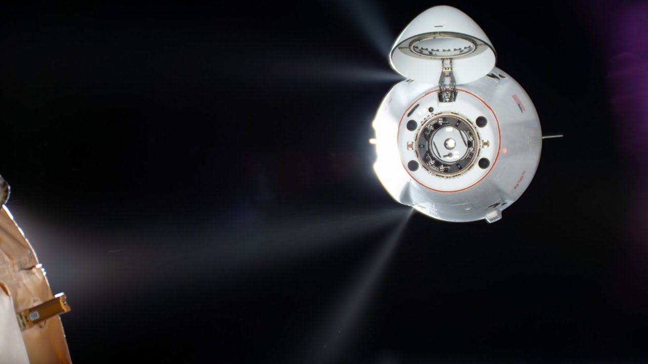  ​Tune in to see the 31st SpaceX Dragon cargo capsule arrive at the ISS today.
 