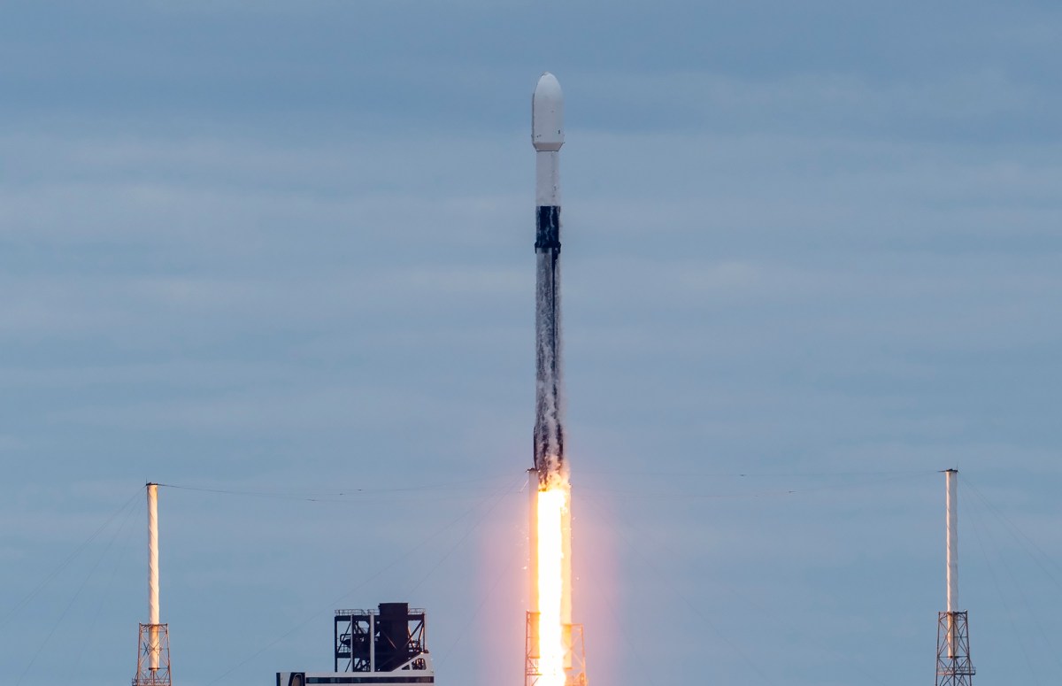 ​SEOPS purchases a Falcon 9 launch for a GTO rideshare mission.
 