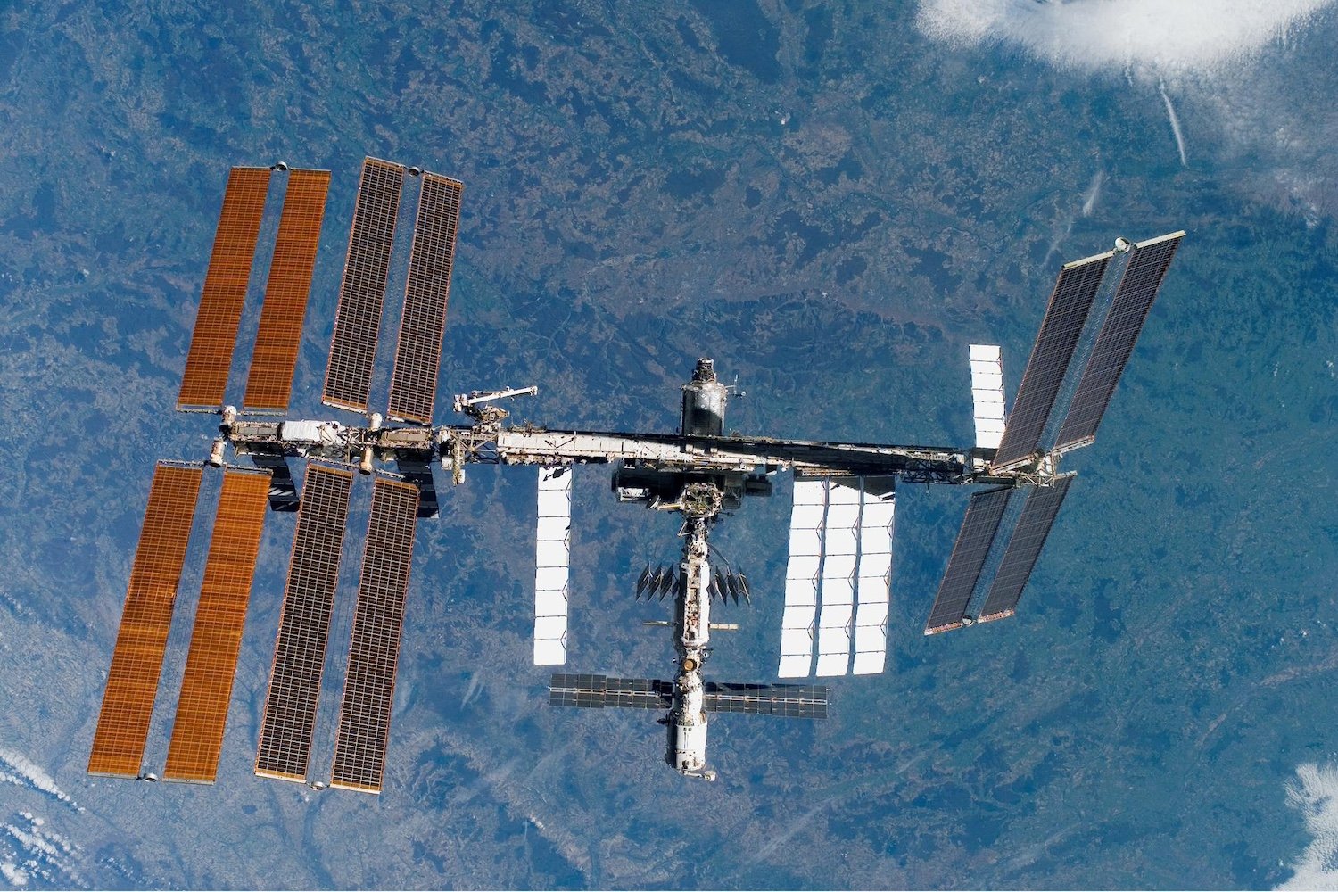  The ISS is losing air, and NASA and Russia can’t seem to agree on the cause.
 