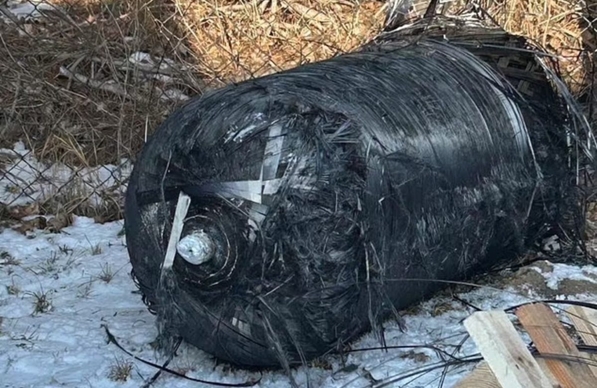 ​SpaceX debris is falling in Poland.
 