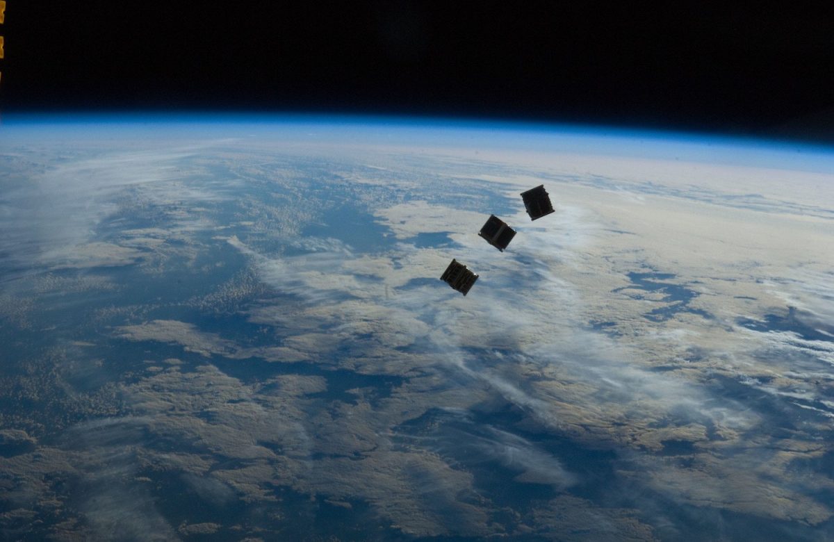 ​A group of three Russian satellites has recently released an unusual object into orbit.
 
