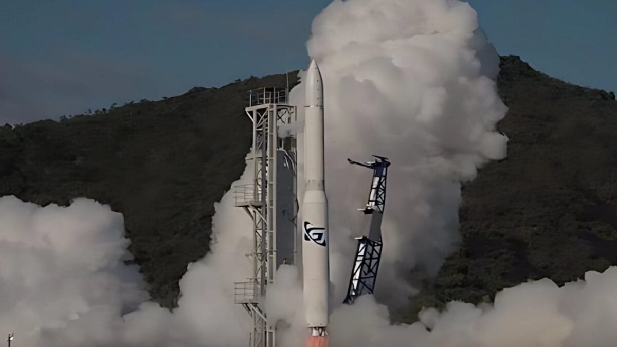  ​Australia’s inaugural rocket experiences a crash and flames just moments after being launched.
 