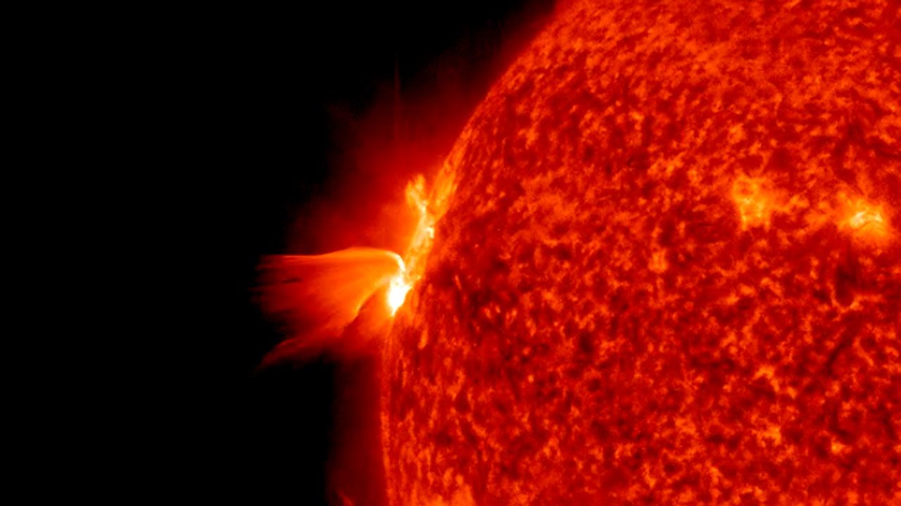 Is the power grid prepared for severe space weather events?
 